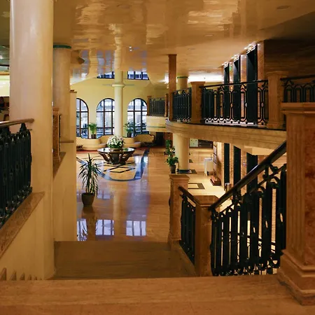 Admiral Золотые Пески